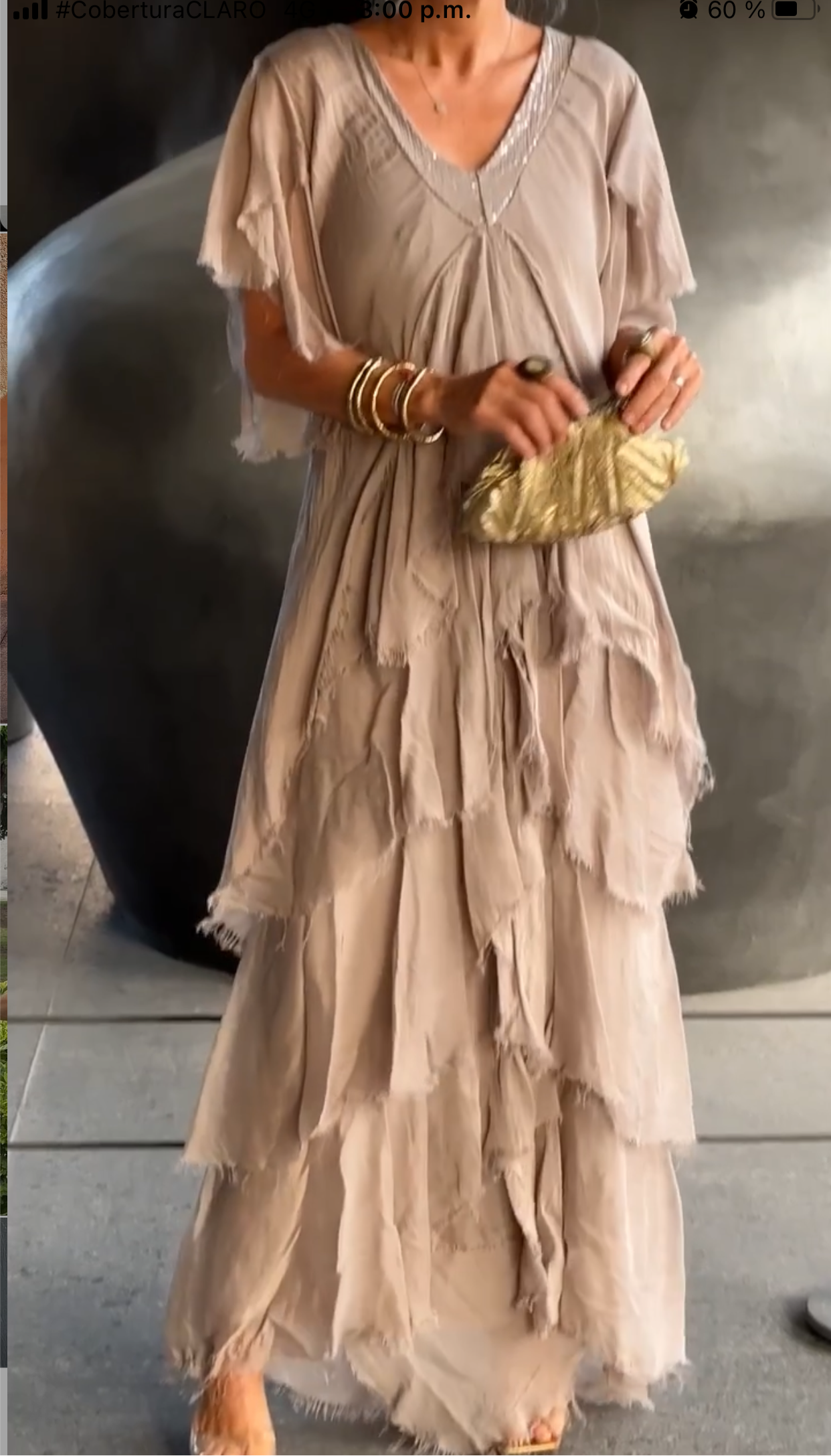 Vestido seda cascada