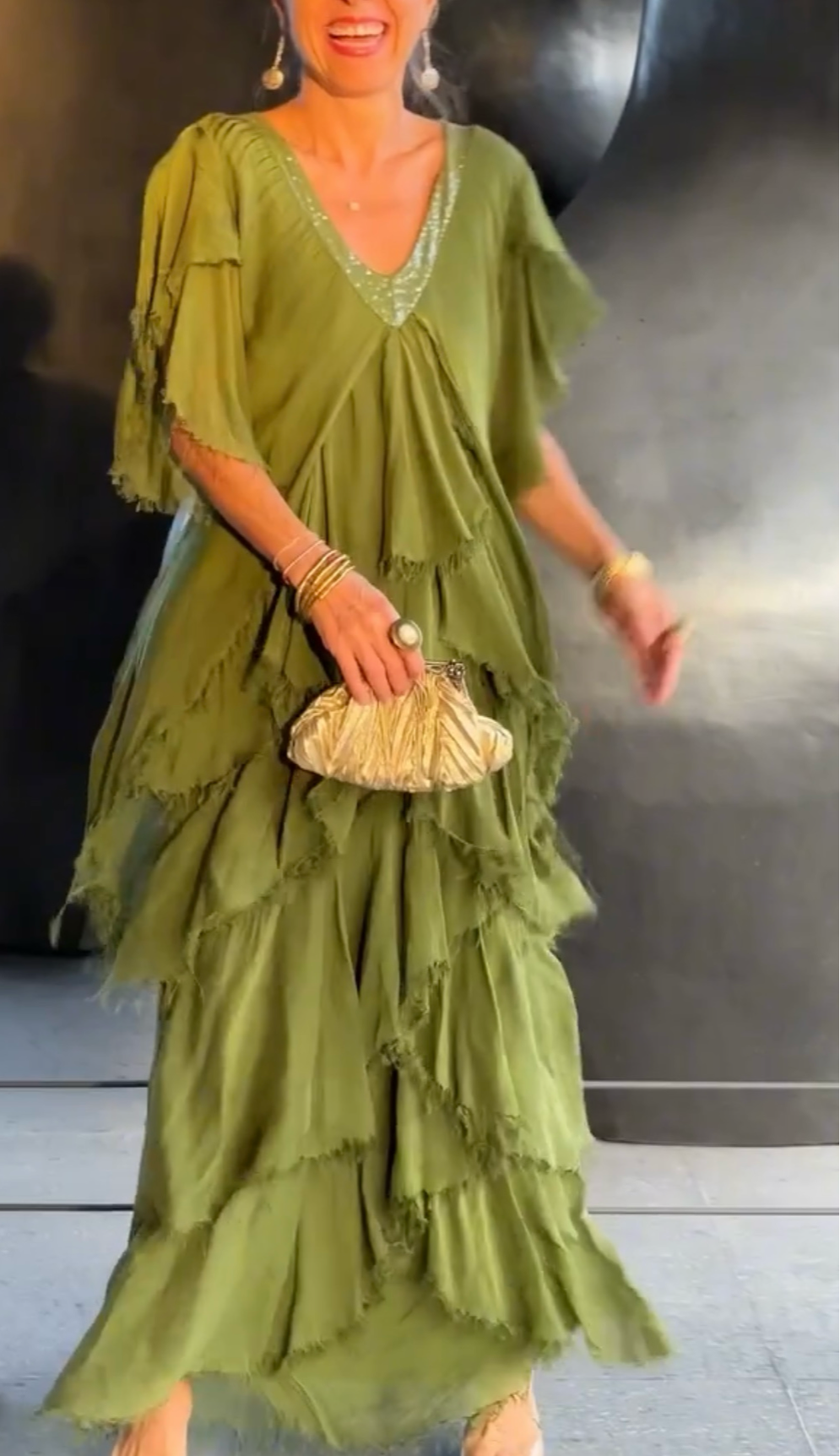 Vestido seda cascada