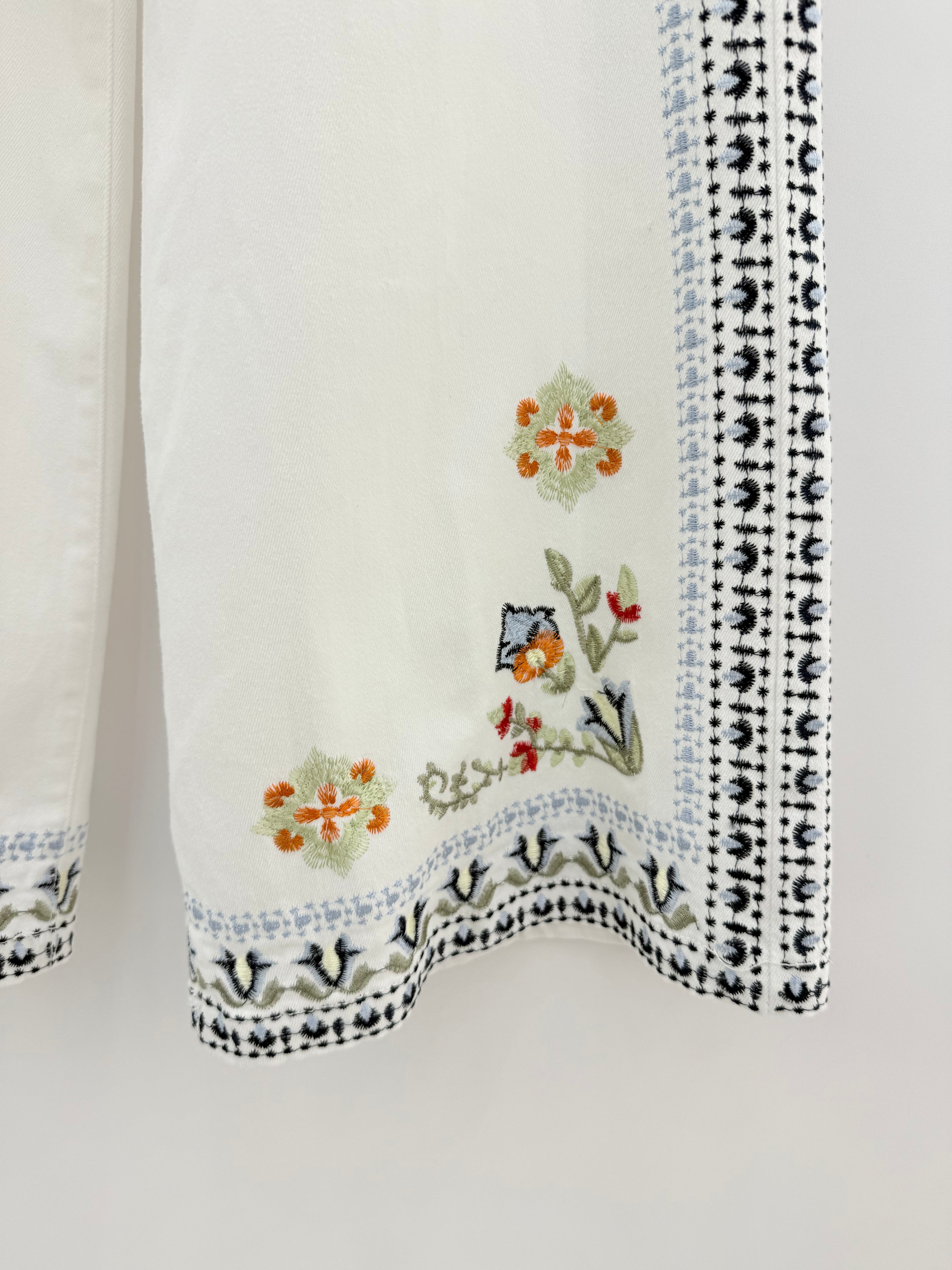 Vaquero strech bordado azul