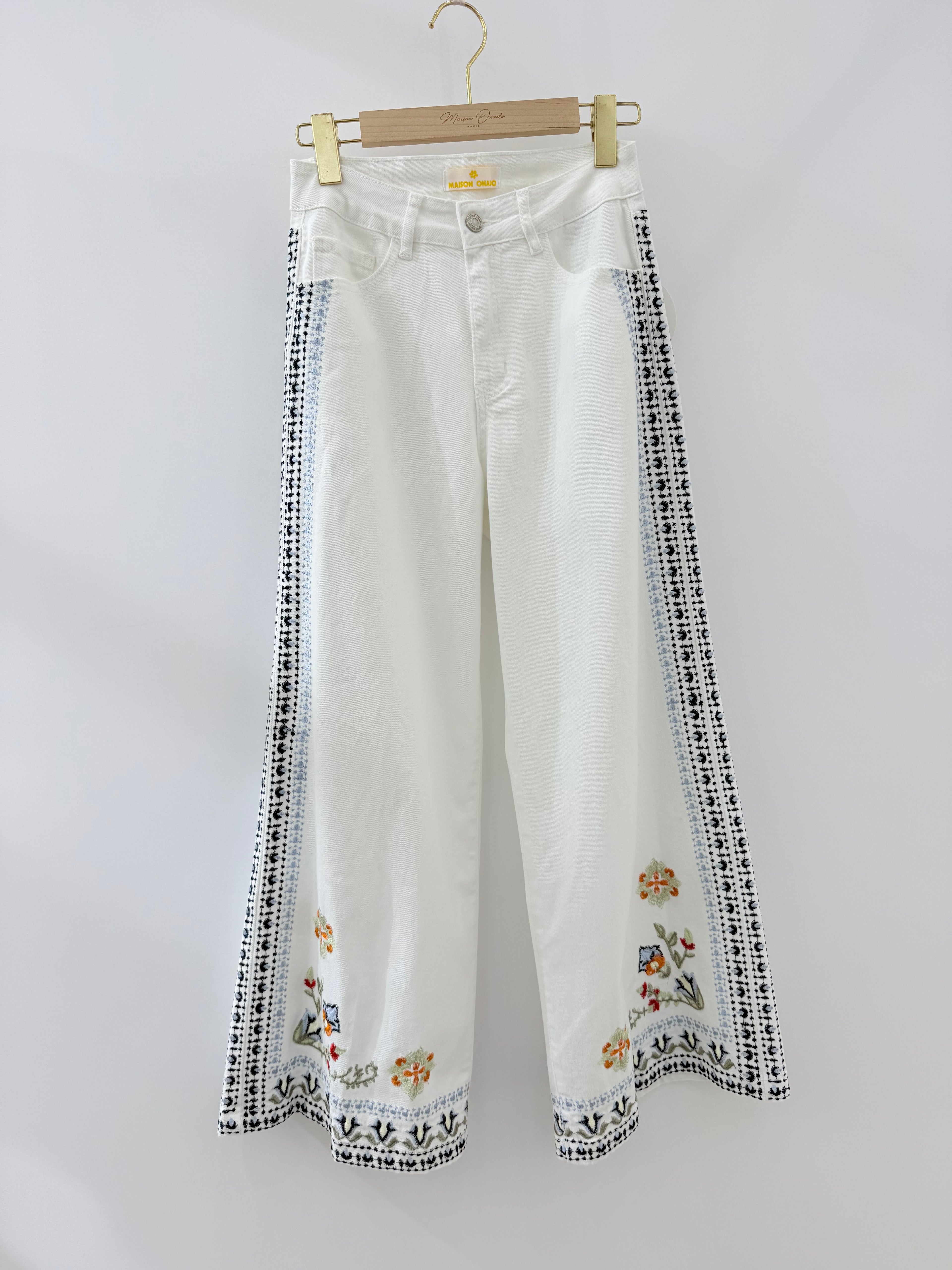 Vaquero strech bordado azul