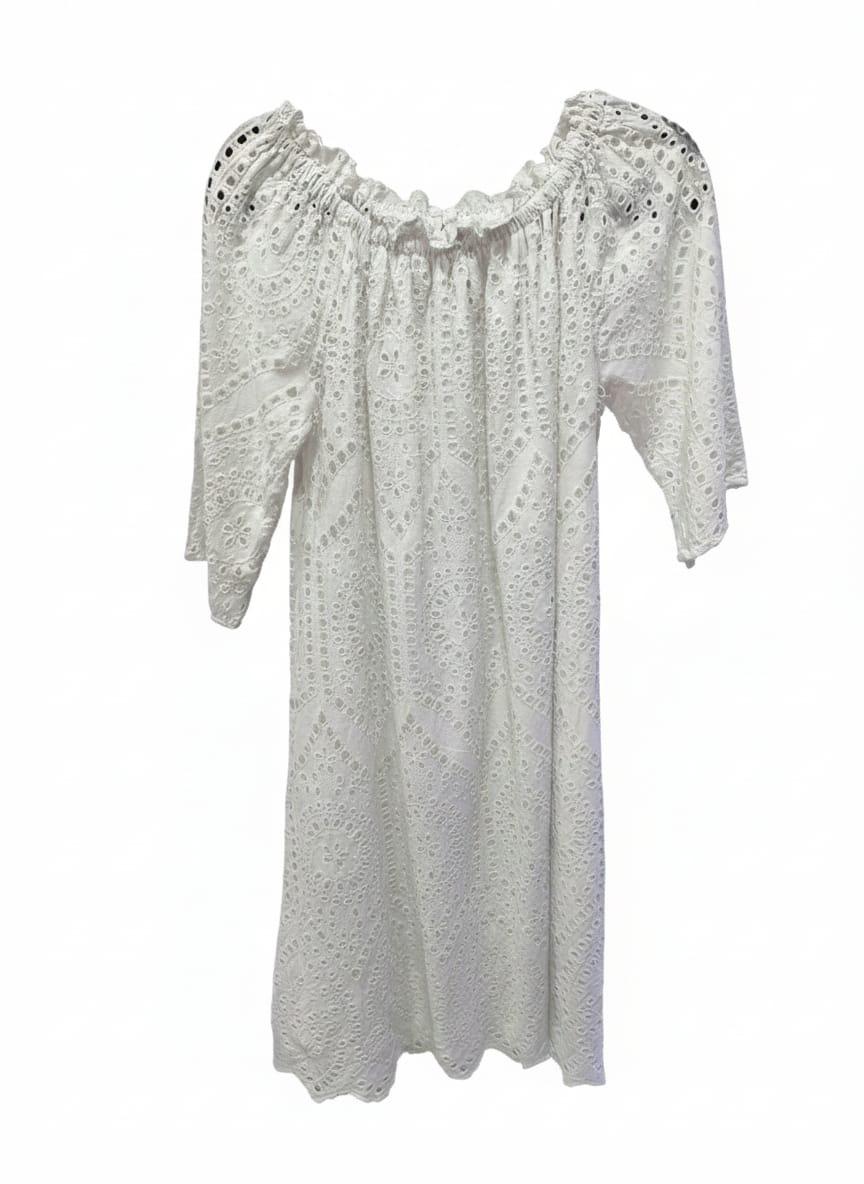 Vestido midi ojalillo cuello bandeja