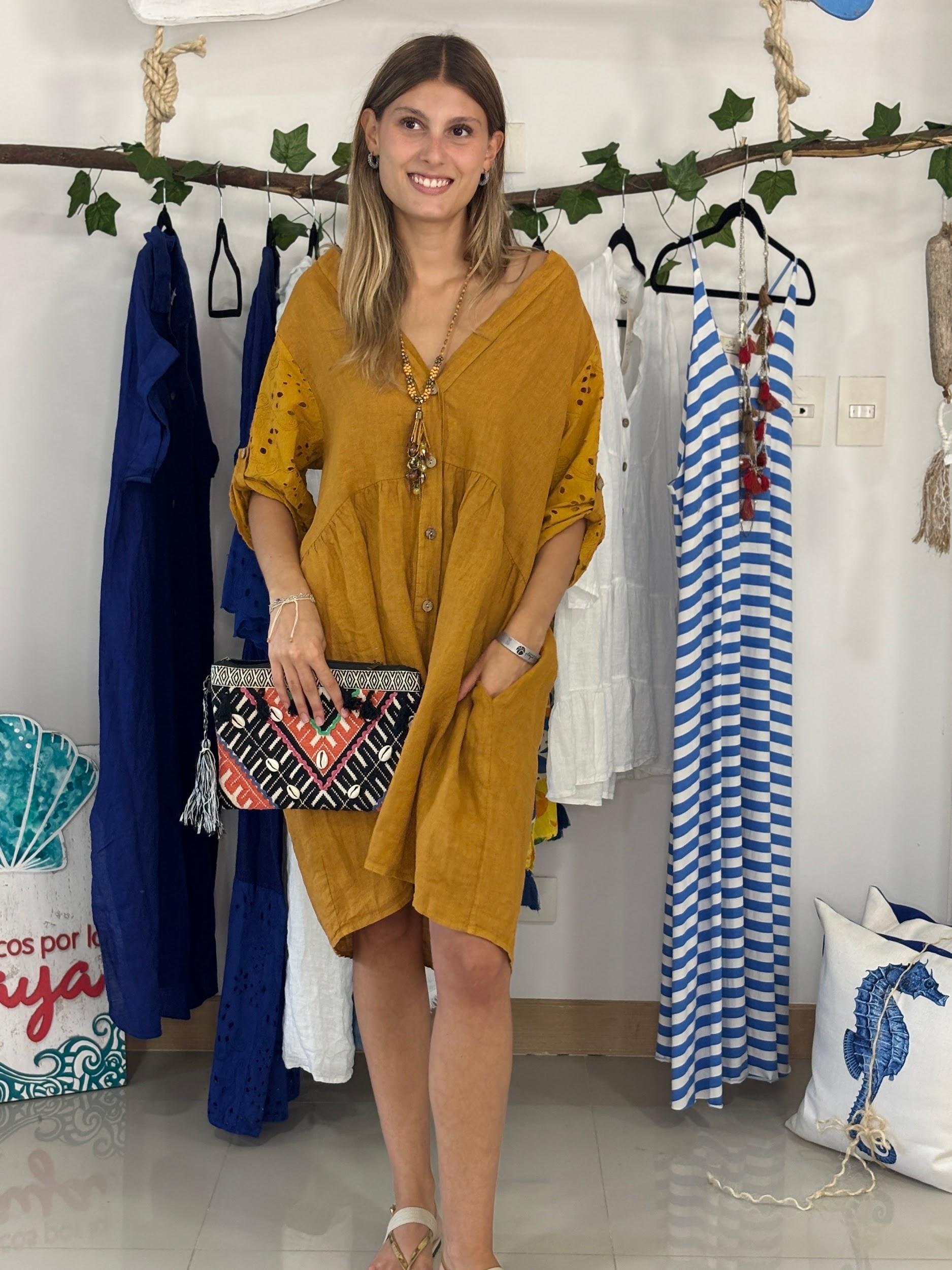 Vestido lino corto manga ojalillo